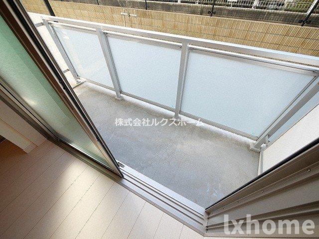 バルコニー　広々としたバルコニーです