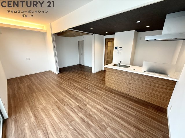 居室・リビング　エアコン付きです☆