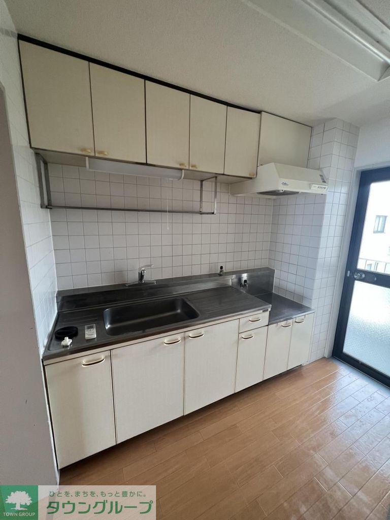 キッチン　独立タイプのキッチンです