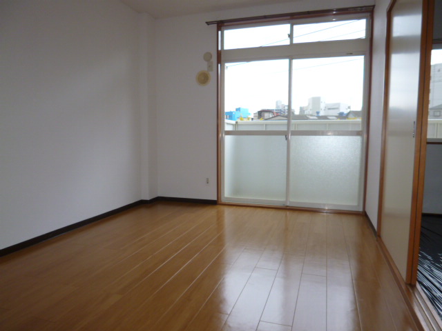 居室・リビング　洋室