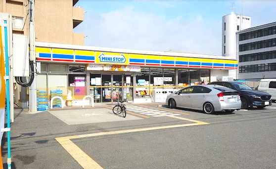 コンビニ　ミニストップ吹田南金田店（コンビニ）まで170m