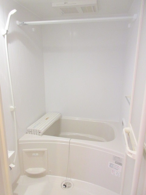 バス・シャワールーム　★追い焚き・乾燥機★