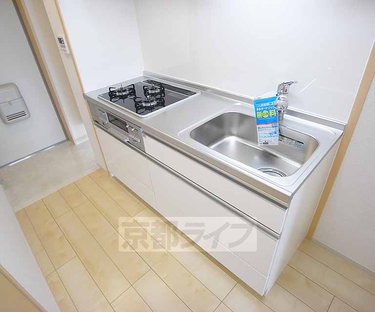 キッチン　純白のキッチンです。