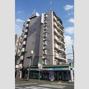 建物外観　★初期費用2万円！★西18丁目駅徒歩圏の好立地！ネット無料！