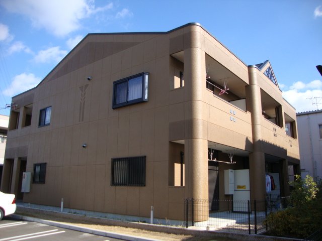 建物外観　外観写真（昼）