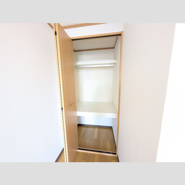 収納　クローゼット