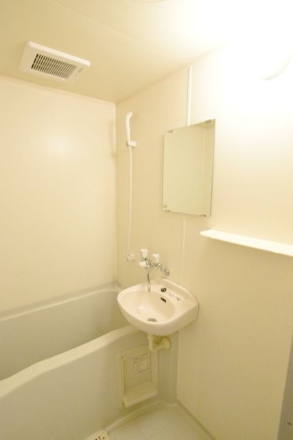 バス・シャワールーム　★★ゆったりバスルーム★★