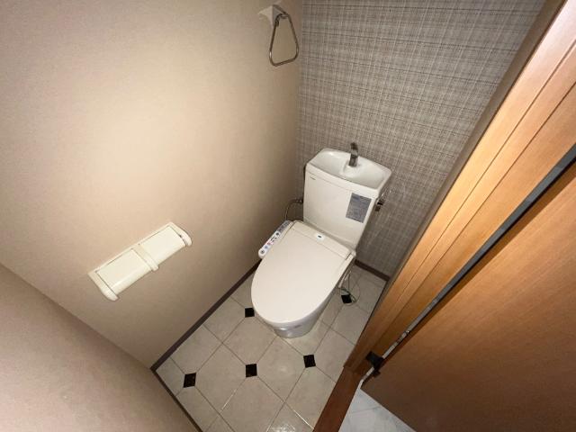 トイレ　シャワー付トイレ