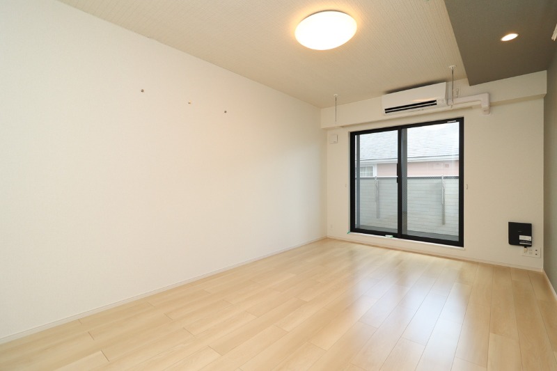 居室・リビング　図面と現状に相違がある場合には現状を優先