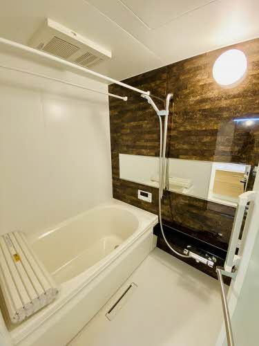 バス・シャワールーム　浴室