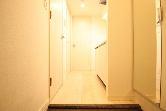 玄関　※別室の参考写真の為、現況優先です。