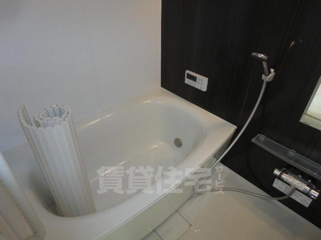 バス・シャワールーム　追焚き付きバス