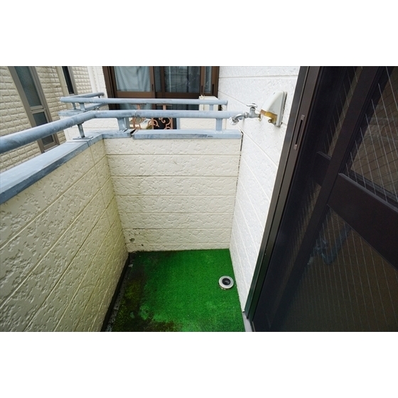 その他　洗濯機はベランダに置けます