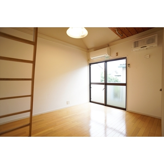 その他　南向きのフローリングのお部屋