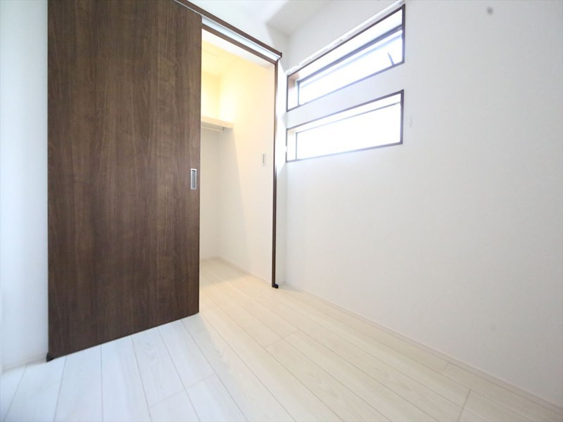 その他部屋・スペース　洋室3.5帖　ウォークインクローゼット付　同仕様写真