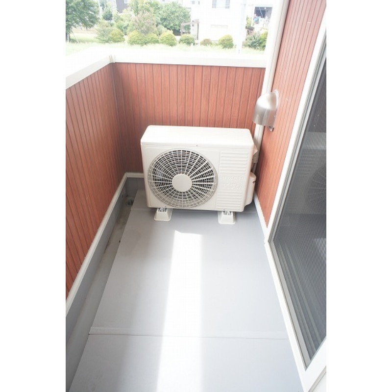 バルコニー　図面と現状に相違がある場合には現状を優先