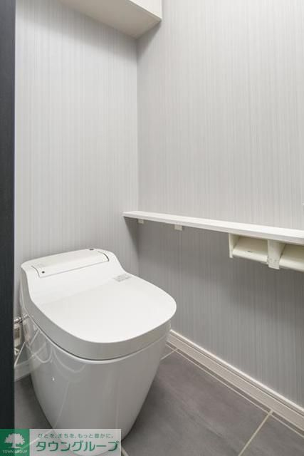 トイレ　※写真は同タイプ住戸です。