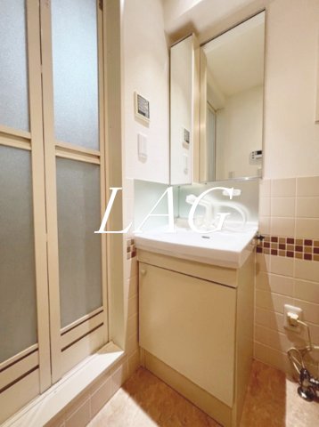 洗面設備　洗面台です。