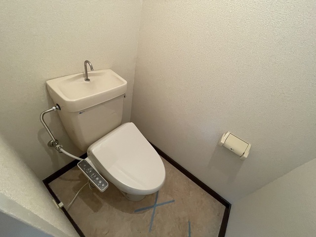 トイレ　別部屋参考写真です