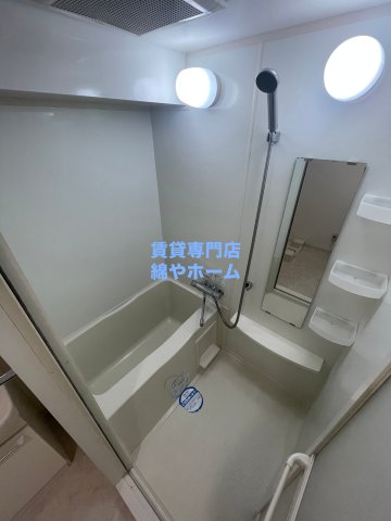 バス・シャワールーム　日々の疲れを癒すお風呂付です