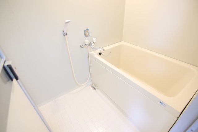 バス・シャワールーム　※他号室の参考写真です