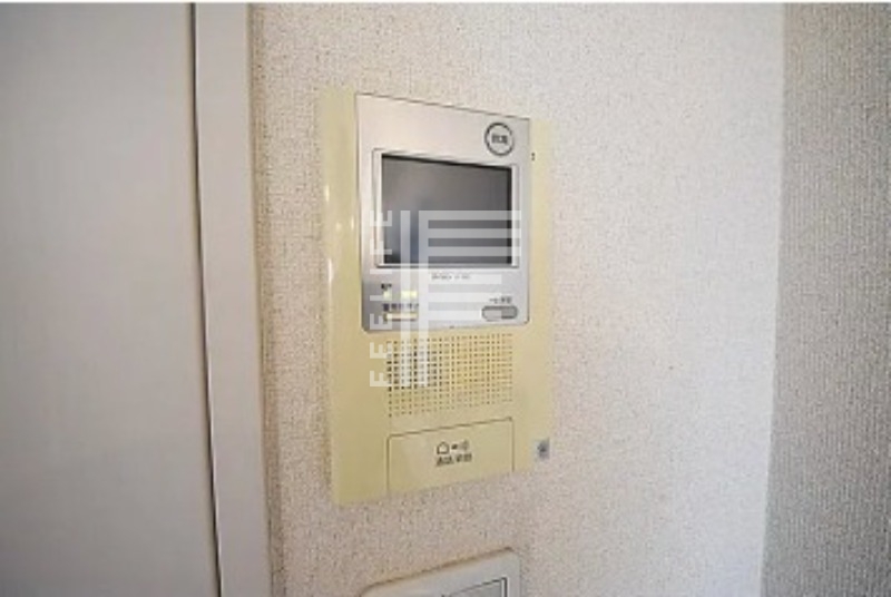 セキュリティ　同間取り別部屋の写真です、ご参考までに。