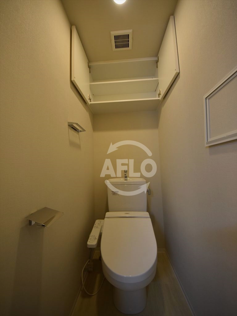 トイレ　アーバネックス北堀江　温水洗浄便座