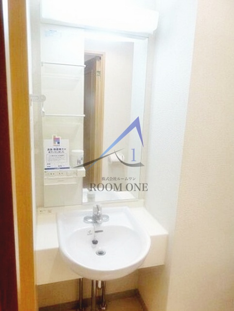 洗面設備　洗面台です。