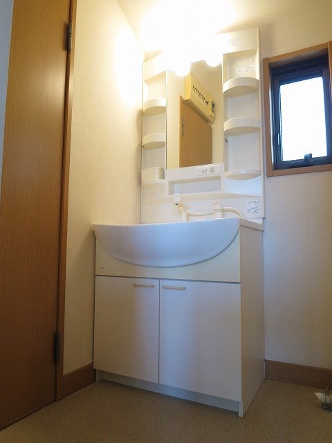 洗面設備　リフォーム前