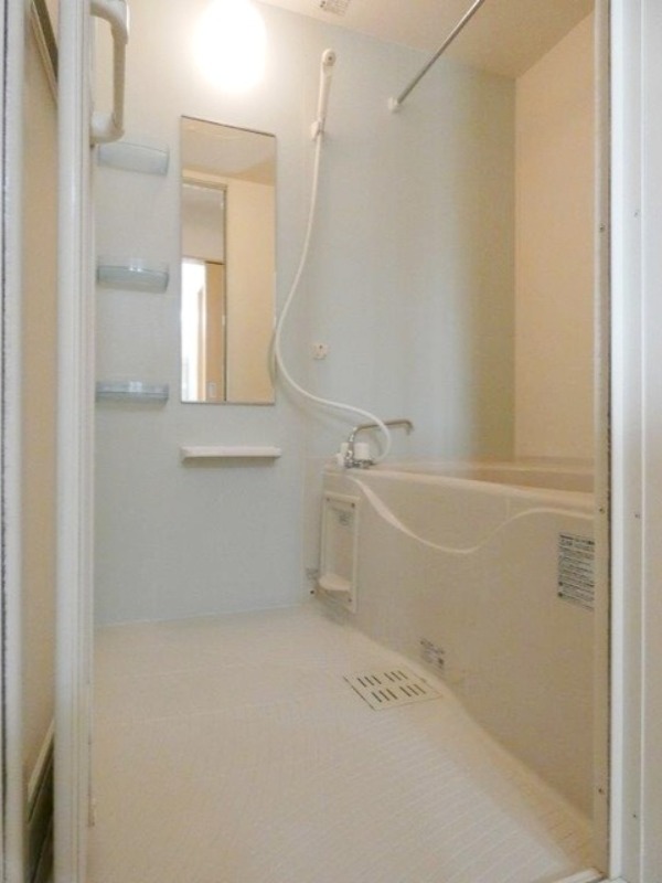 バス・シャワールーム　図面と現状に相違がある場合には現状を優先