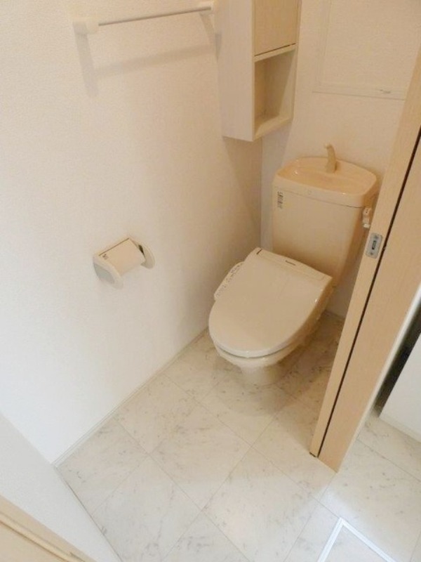 トイレ　図面と現状に相違がある場合には現状を優先