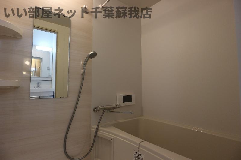 バス・シャワールーム　お風呂で日々の疲れを落としましょう