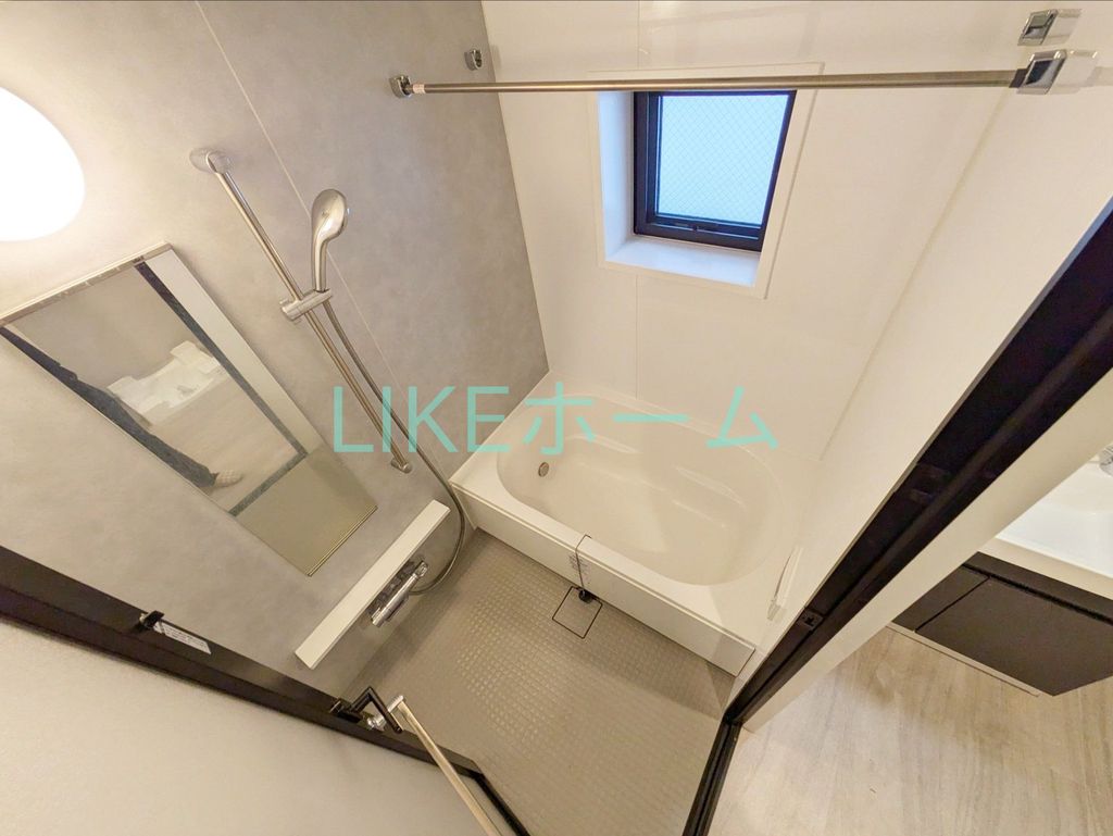 バス・シャワールーム　バルコニー