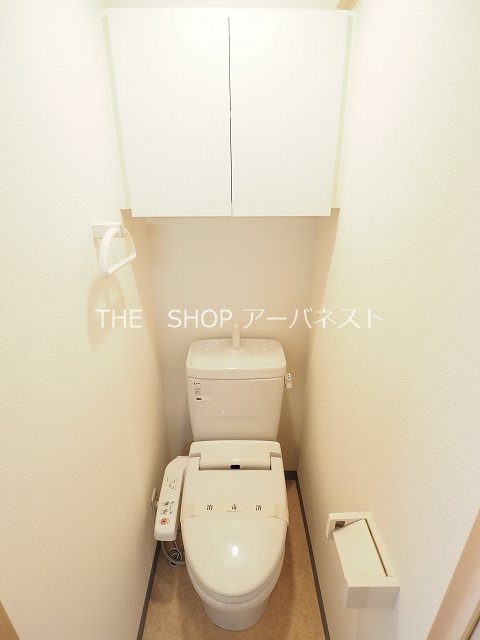 トイレ　温水洗浄暖房便座