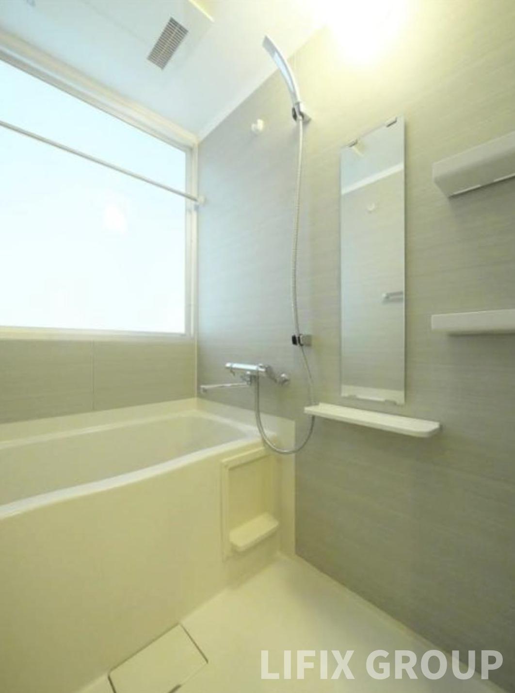 バス・シャワールーム　風呂