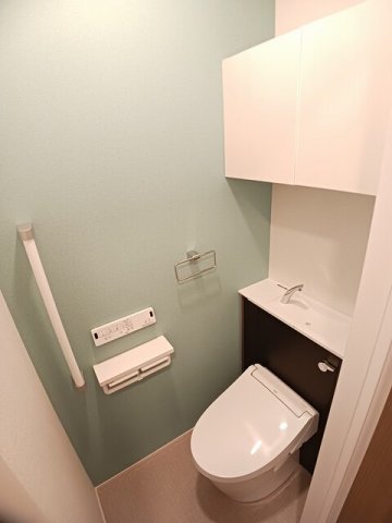 トイレ　シンプルで使いやすいトイレです