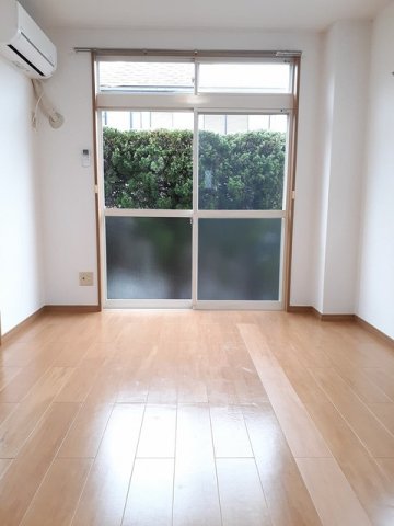 その他部屋・スペース　明るい色調の室内です