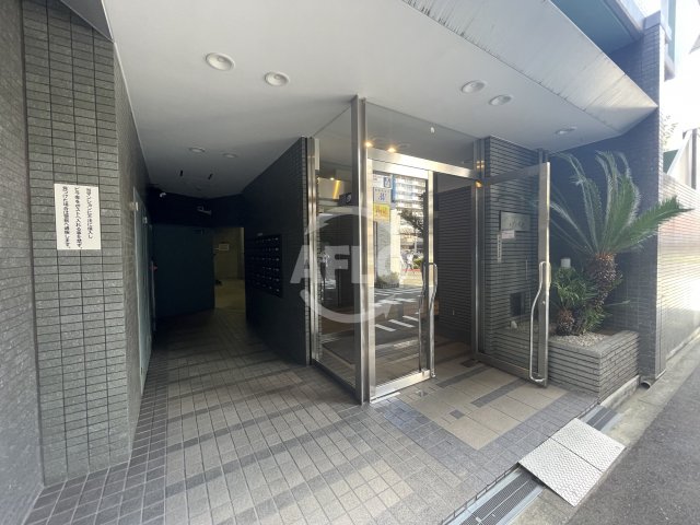 エントランス　ヴィティユメゾン成尾　エントランス