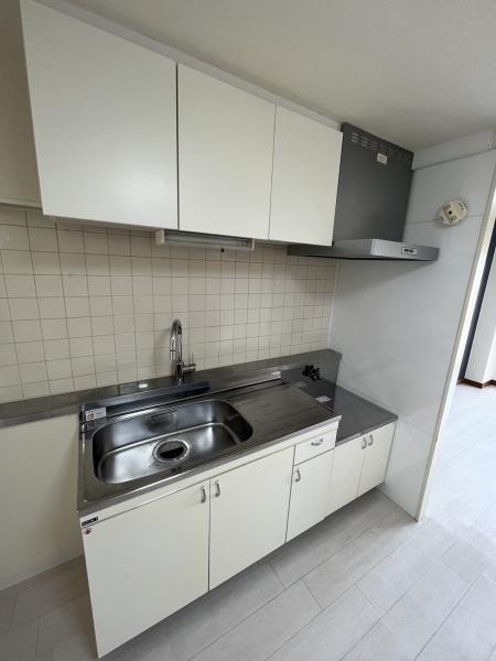 キッチン　ガスコンロは持ち込んで下さい