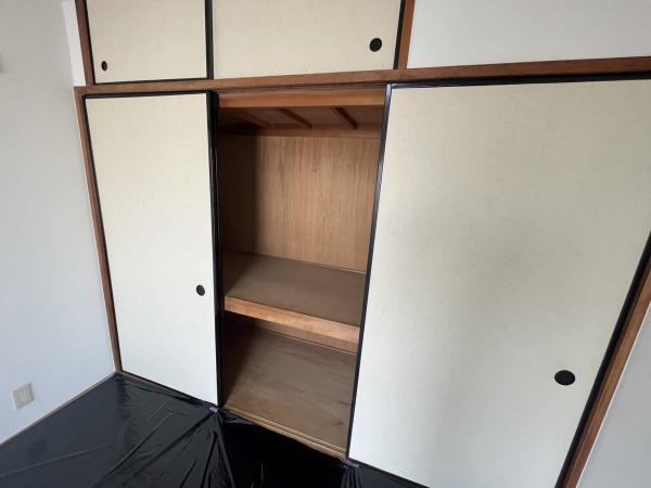 収納　押入あります