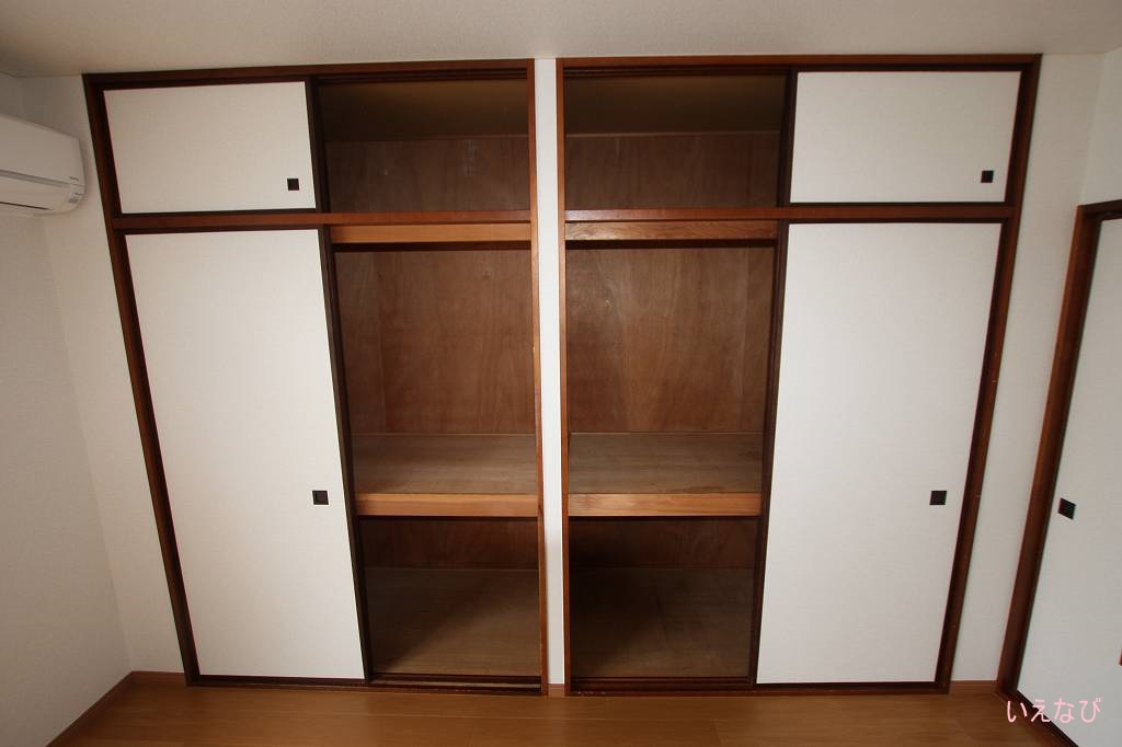 収納　クローゼット