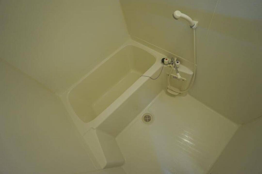 バス・シャワールーム　浴室