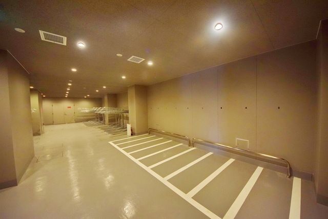 その他共有部分　★館内に駐輪場あり（バイク置き場もあり）★