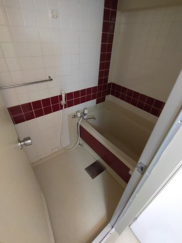 バス・シャワールーム　きれいなお風呂です