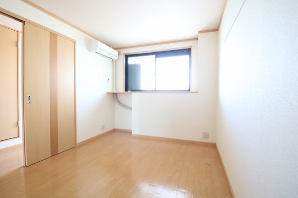 洗面設備　忙しい朝にうれしい洗髪洗面化粧台付♪