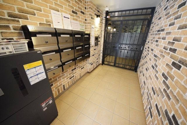 エントランス　★エントランス・おしゃれな雰囲気です★