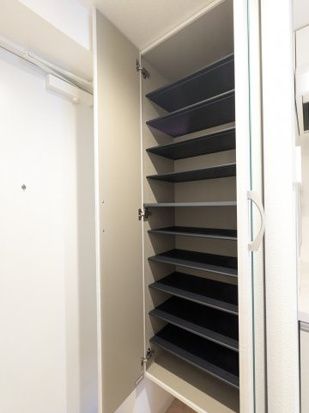 玄関　☆広々とした玄関☆