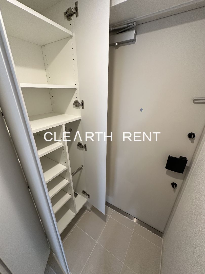 玄関　シューズボックス