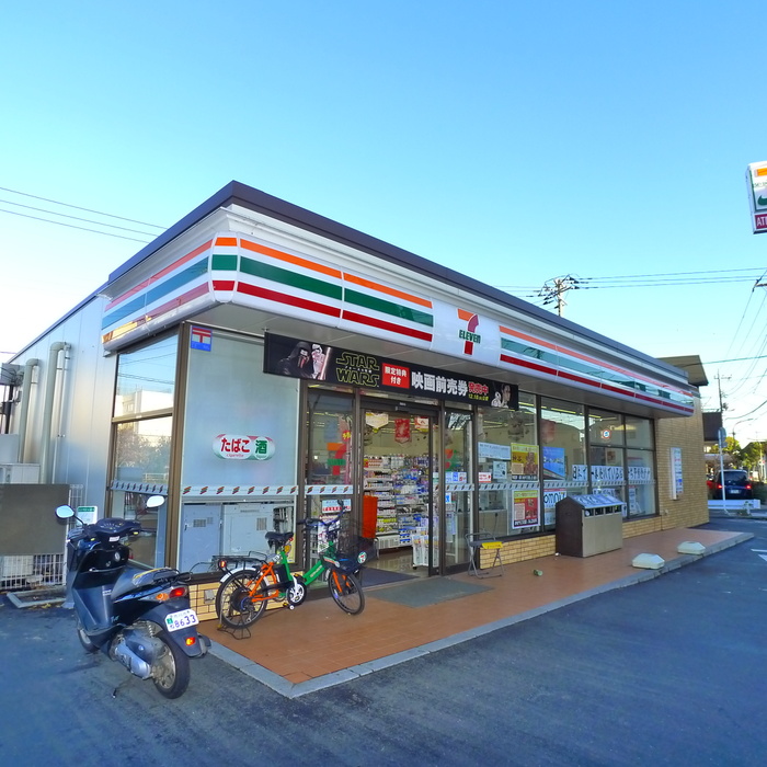 コンビニ　セブンイレブン（コンビニ）まで420m