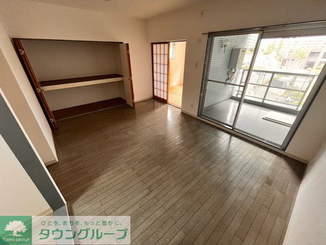 小田急江ノ島線 善行駅 徒歩39分 5階建 築38年の居間写真